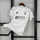 Camisa Nottingham Forest 2 - 25/26